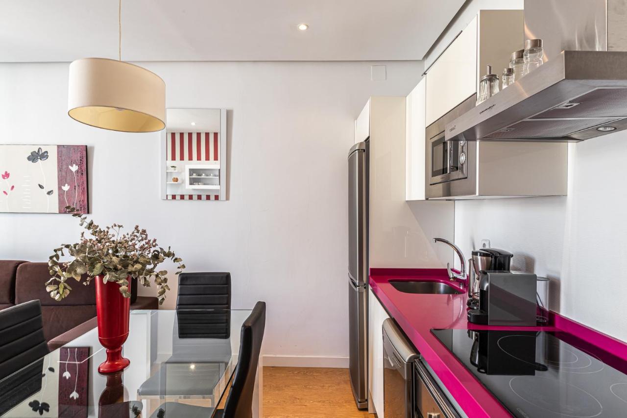 Waou Apartamentos En Sol Superior 2 มาดริด ภายนอก รูปภาพ